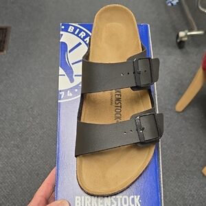 Birkenstock Men's Black and Tan Sandals